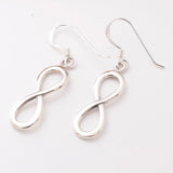 E915 - 925 silver infinity earrings