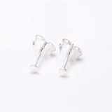 S661 - Silver 2mm disc stud earrings