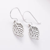 E778 - 925 small leaf silver earrings